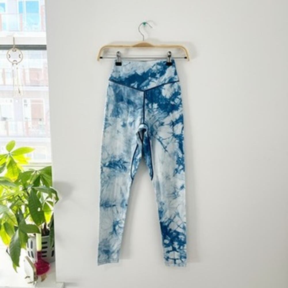 Balance Athletica Blue Tie Dye Print Leggings Size Small